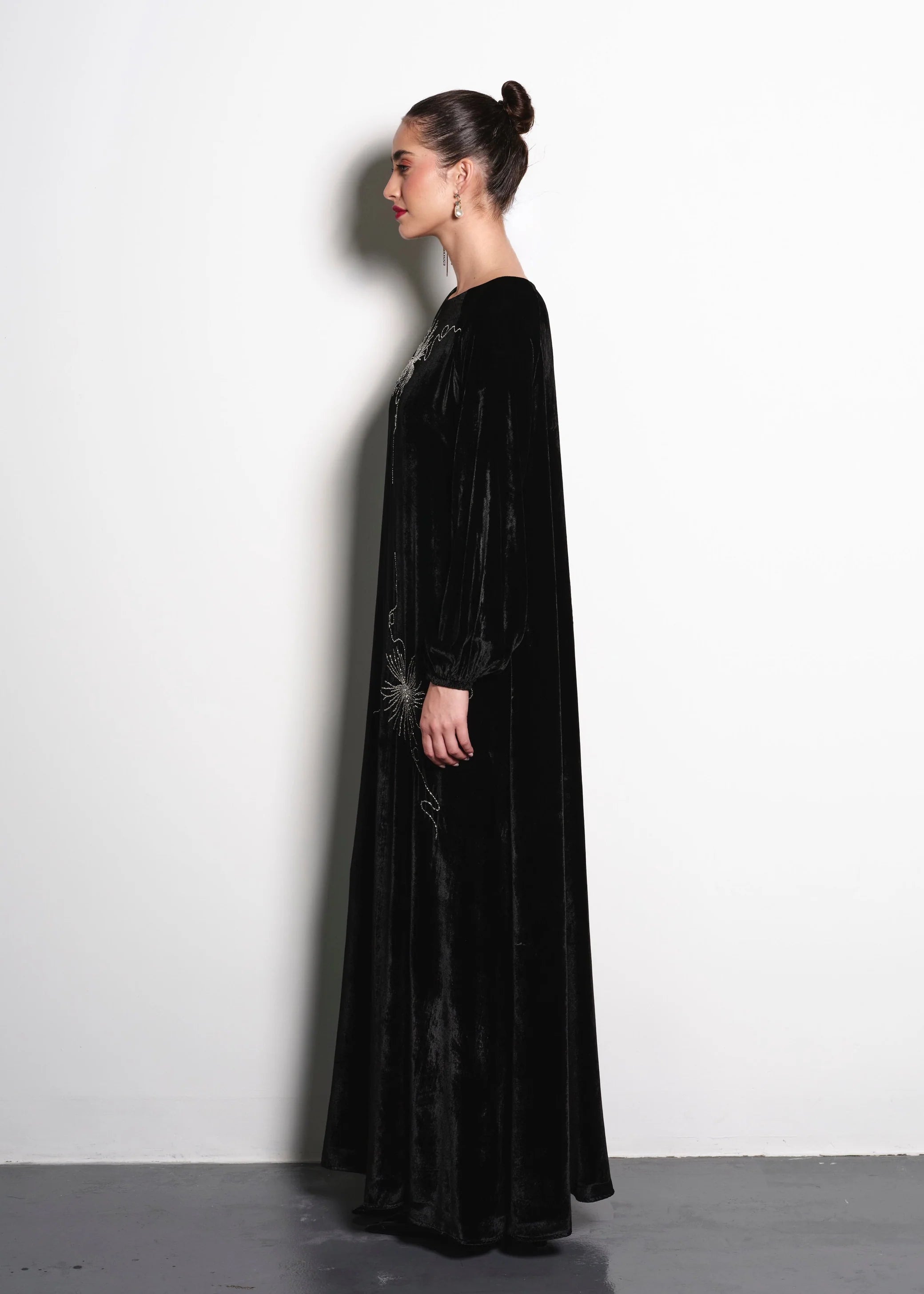 JAMILA VELVET DRESS 2025-2026